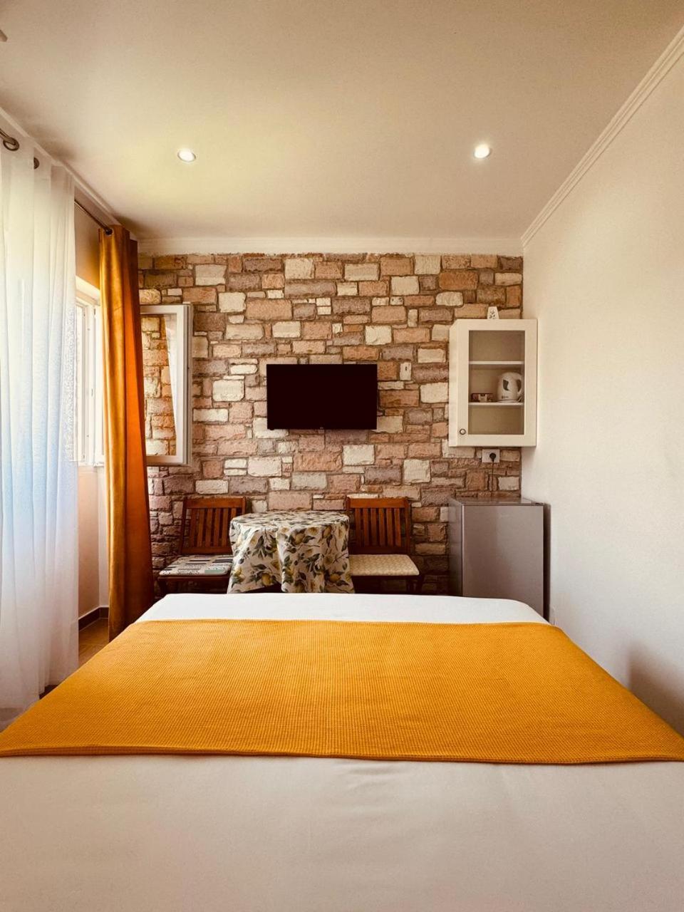 Orfeu Apartment Ksamil
